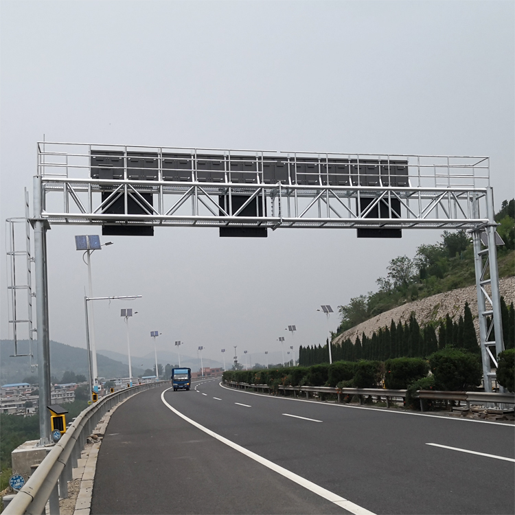 监控和显示屏高速龙门架